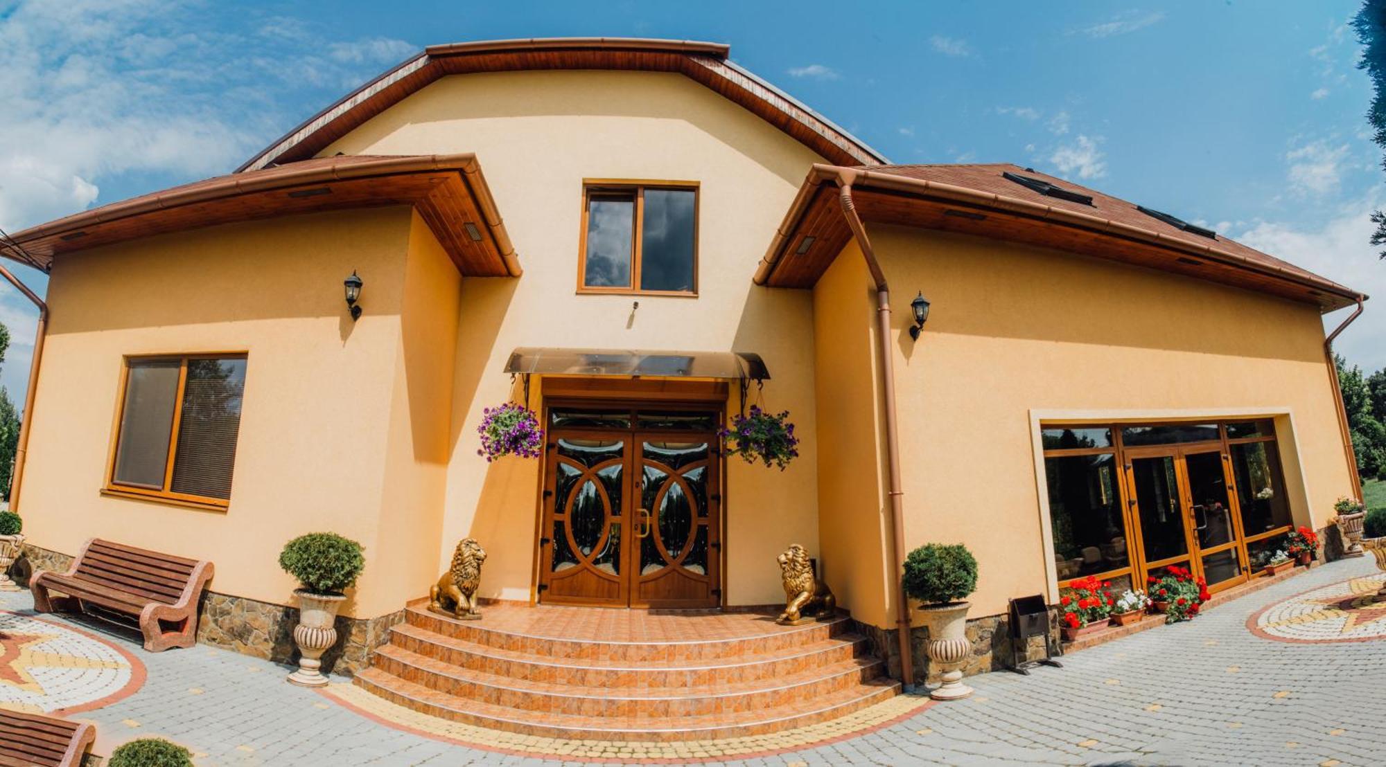 Villa Fenix Beregovo Exterior foto
